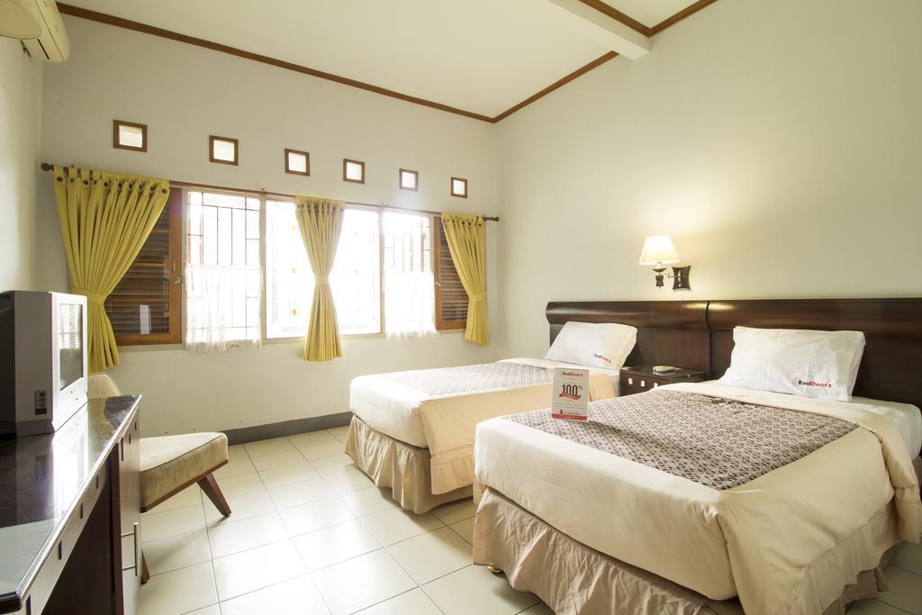 Reddoorz @ Setrasari Hotell Bandung Rom bilde