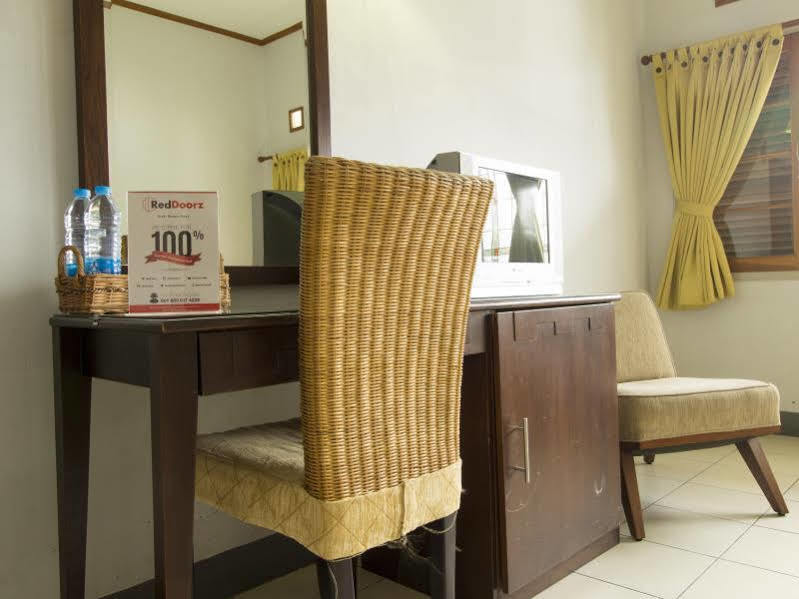 Reddoorz @ Setrasari Hotell Bandung Eksteriør bilde
